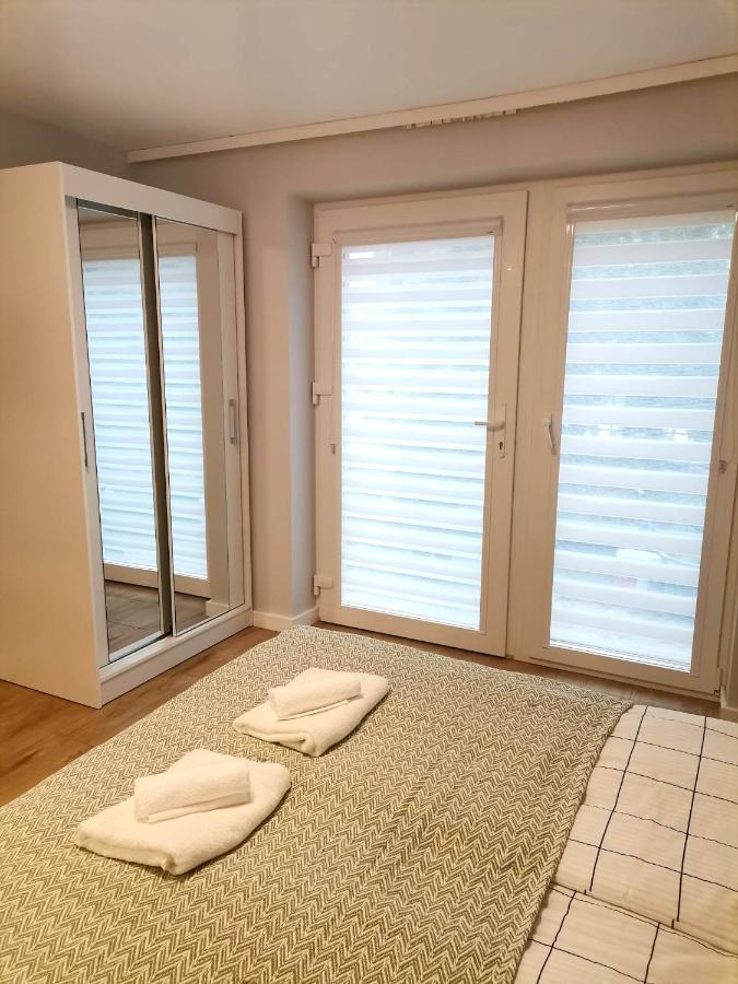 Apartament Joanna เมียนซิดดรอแย ภายนอก รูปภาพ